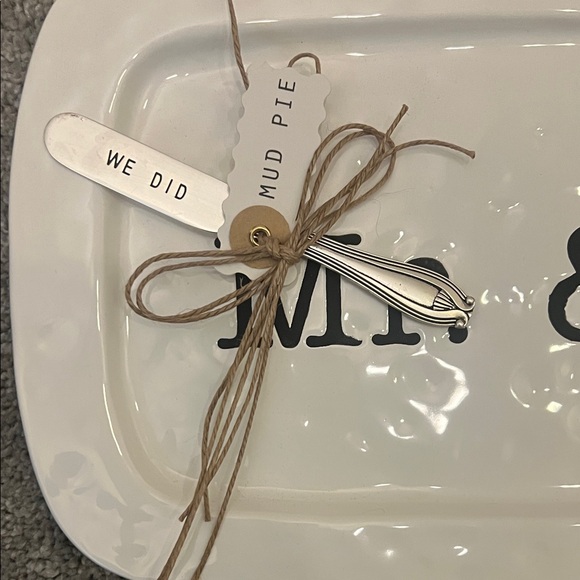 Mud Pie White Mr. & Mrs. Serving Tray